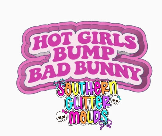 Hot Girls Bump Bad Bunny